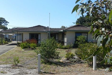 41 Fourth Ave, Raymond Island, VIC 3880