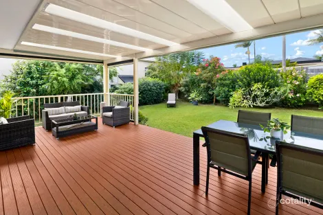 Property photo of 4 Edna Place Dee Why NSW 2099