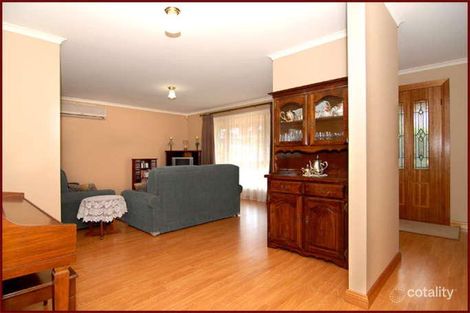 Property photo of 19 Tullamore Court Greenwith SA 5125