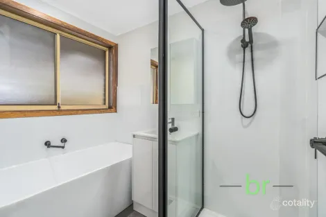 Property photo of 67 Smeaton Close Lara VIC 3212