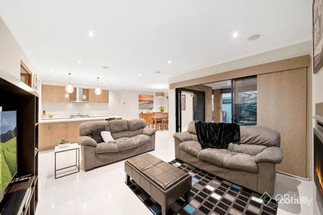Property photo of 20 Cohens Way Pakenham VIC 3810