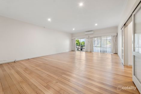 Property photo of 3 Para Court Doncaster VIC 3108