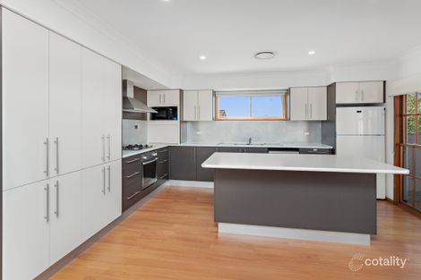 Property photo of 13 Stratford Road Unanderra NSW 2526