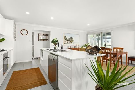 Property photo of 88 Albatross Way Old Bar NSW 2430