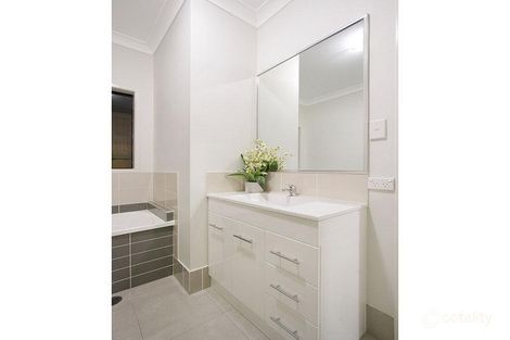 Property photo of 3 Gilling Court Bushland Beach QLD 4818