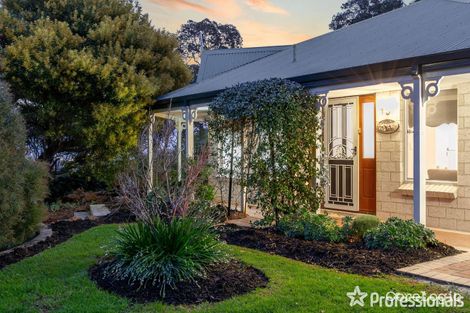 Property photo of 6 Shasta Road Lesmurdie WA 6076