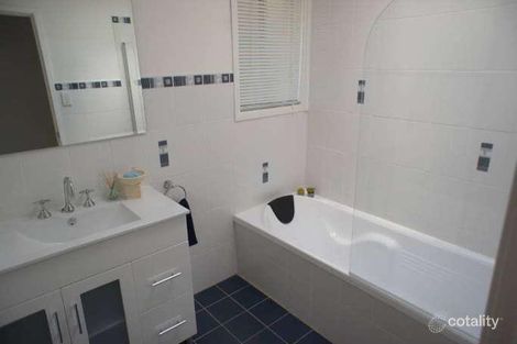 Property photo of 32 Meehan Drive Kiama Downs NSW 2533