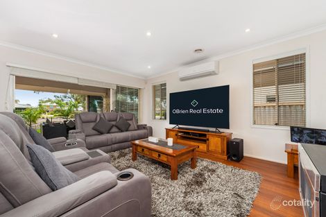 Property photo of 28 Daintree Drive Sandhurst VIC 3977