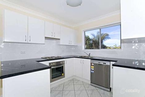 Property photo of 20 Dampier Boulevard Killarney Vale NSW 2261