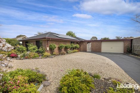 52 Muirfield Dr, Sunbury, VIC 3429