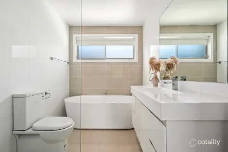 Property photo of 21 Augusta Parkway Shell Cove NSW 2529