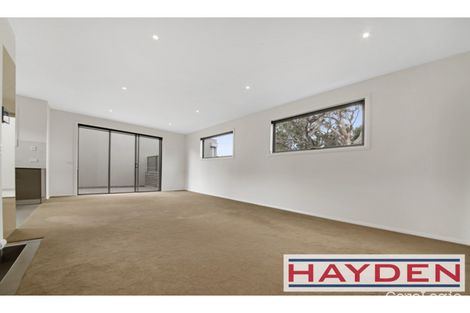 Property photo of 4/1 Vangelica Way South Morang VIC 3752