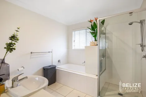 Property photo of 13 Seabright Circuit Jacobs Well QLD 4208