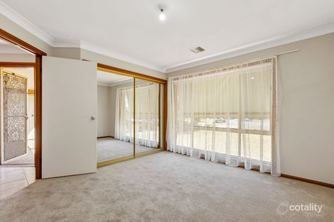 Property photo of 33 Warrambool Crescent Glenfield Park NSW 2650