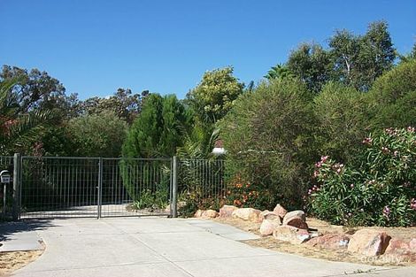 Property photo of 30 McKanna Gardens Parmelia WA 6167