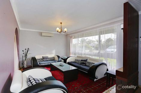 Property photo of 17 Corring Way Parmelia WA 6167