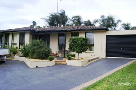 Property photo of 9 Nile Place St Clair NSW 2759