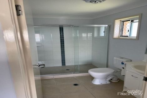 Property photo of 35 Riley Drive Gracemere QLD 4702