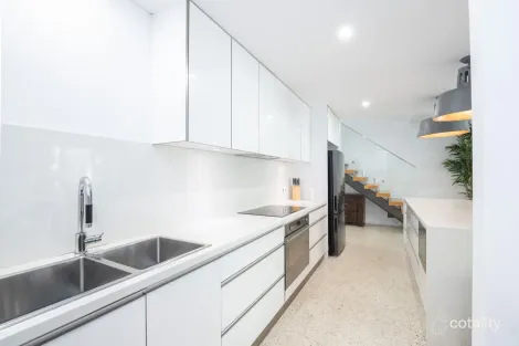 Property photo of 4 Finn Cove Ascot WA 6104