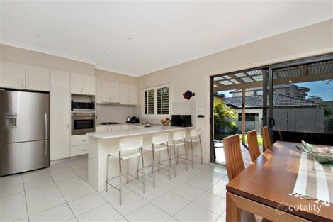 Property photo of 38 Honeyeater Grove Warriewood NSW 2102