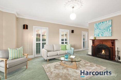 Property photo of 24 Paperbark Place Knoxfield VIC 3180