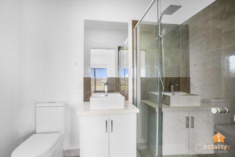 Property photo of 43 Falu Parade Tarneit VIC 3029