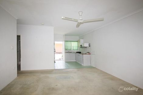 8/401-409 Mccoombe St, Mooroobool, QLD 4870