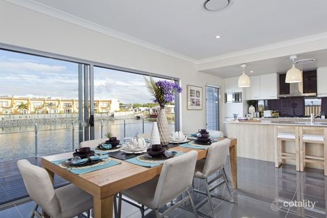 Property photo of 12 Mariner Avenue Hope Island QLD 4212