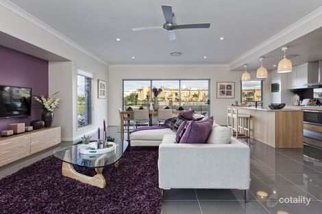 Property photo of 12 Mariner Avenue Hope Island QLD 4212
