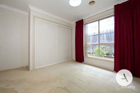 Property photo of 3/4 Lind Close Fraser ACT 2615