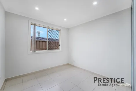 Property photo of 2 Busby Avenue Edensor Park NSW 2176