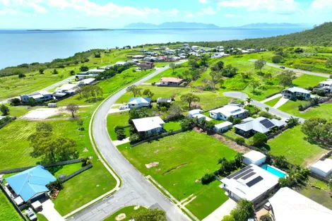 76 Ocean View Dr, Bowen, QLD 4805