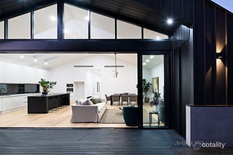 Property photo of 13 Warwick Road Pascoe Vale VIC 3044