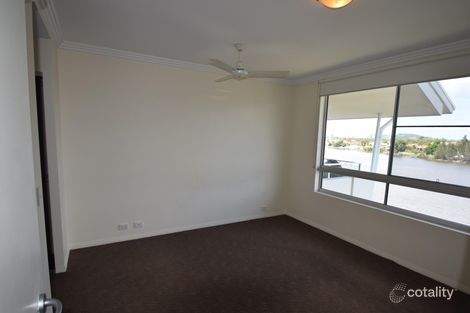 Property photo of 29/1 Lakefront Crescent Varsity Lakes QLD 4227