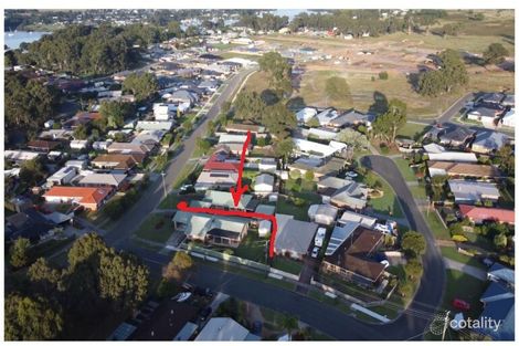 1 Waratah Ave, Paynesville, VIC 3880