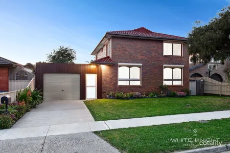 Property photo of 5 Germain Court Keilor Downs VIC 3038