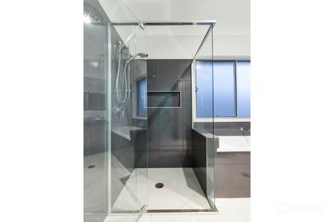 Property photo of 25 Fig Tree Circuit Caboolture QLD 4510
