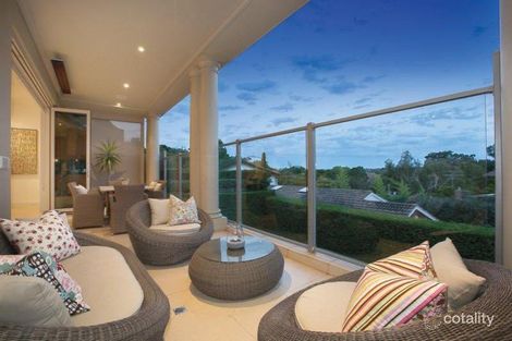 Property photo of 218 Kooyong Road Toorak VIC 3142