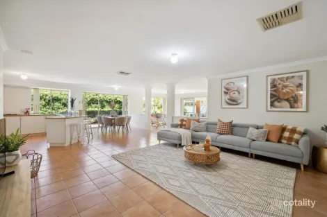 Property photo of 15 Pindan Elbow Atwell WA 6164