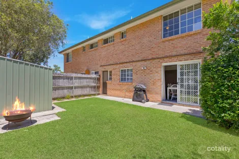Property photo of 19 Hobbs Close Bateau Bay NSW 2261