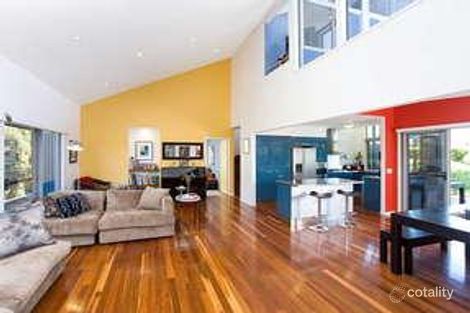 Property photo of 10 Summerland Place Pullenvale QLD 4069