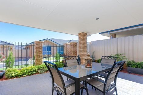 Property photo of 4/12 Propane Street Albion Park NSW 2527