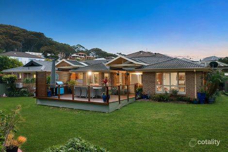 Property photo of 21 Spoon Rocks Road Caves Beach NSW 2281