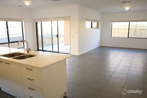 Property photo of 17 Kelan Street Clyde North VIC 3978