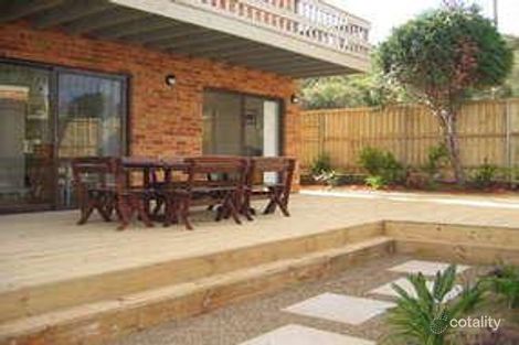 11 Parr Ave, North Curl Curl, NSW 2099