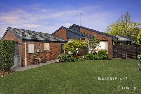 99 Manuka Rd, Berwick, VIC 3806