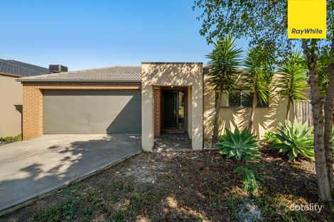 Property photo of 2 Stipa Place Brookfield VIC 3338
