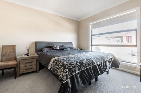 Property photo of 9 Ashbourne Way Kangaroo Flat VIC 3555