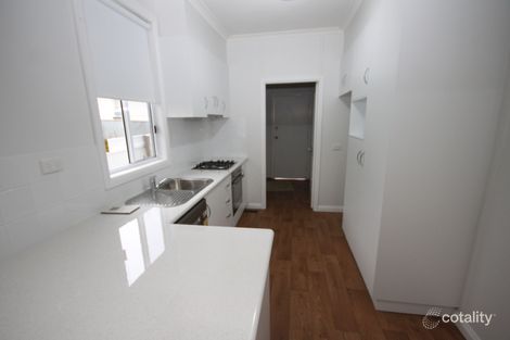 Property photo of 3 Spooner Avenue Mount Austin NSW 2650