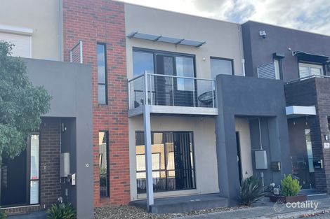 Property photo of 11 Oldis Close Caroline Springs VIC 3023